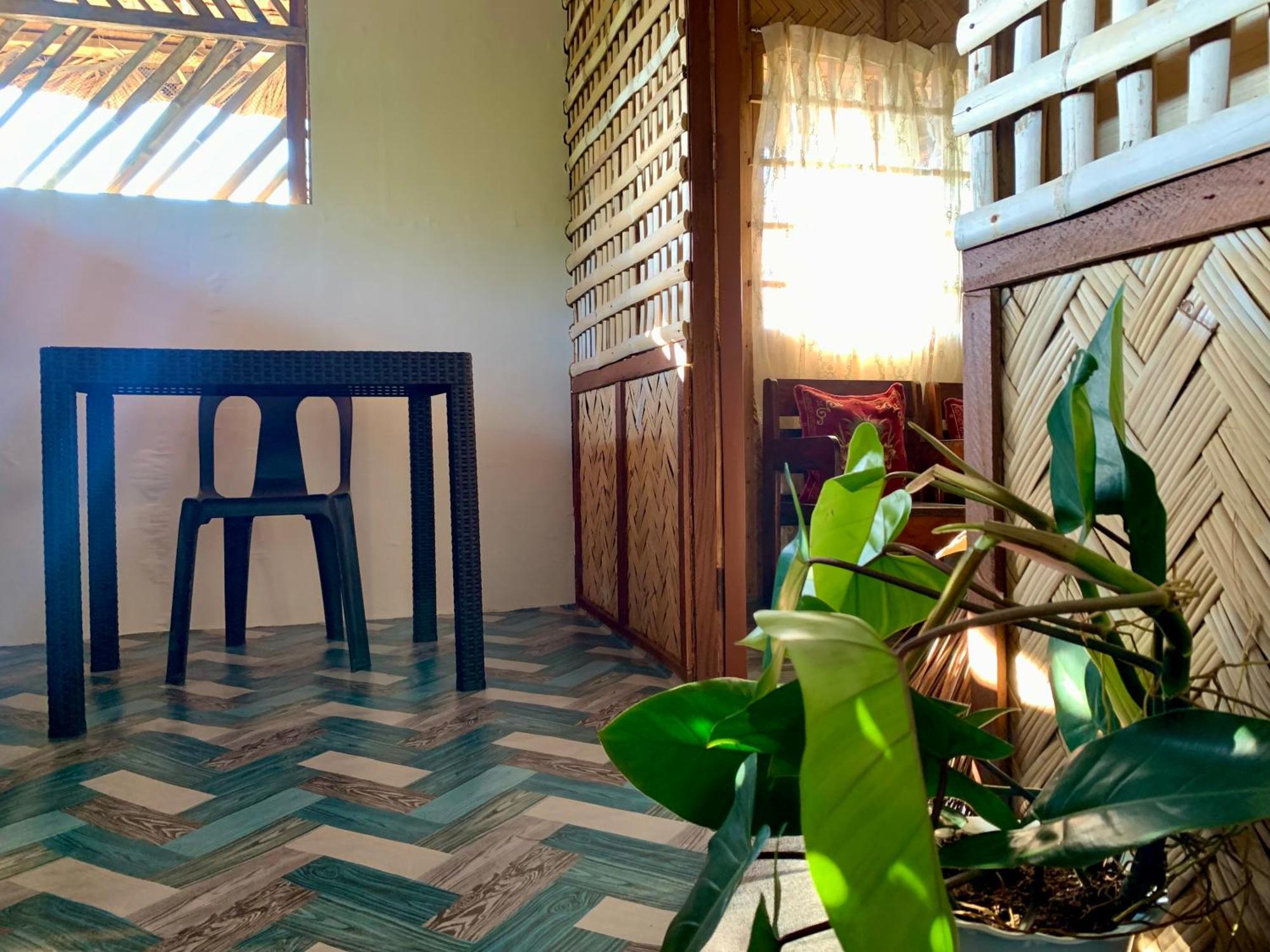 Old Parola Seaside Inn 巴莱尔 外观 照片