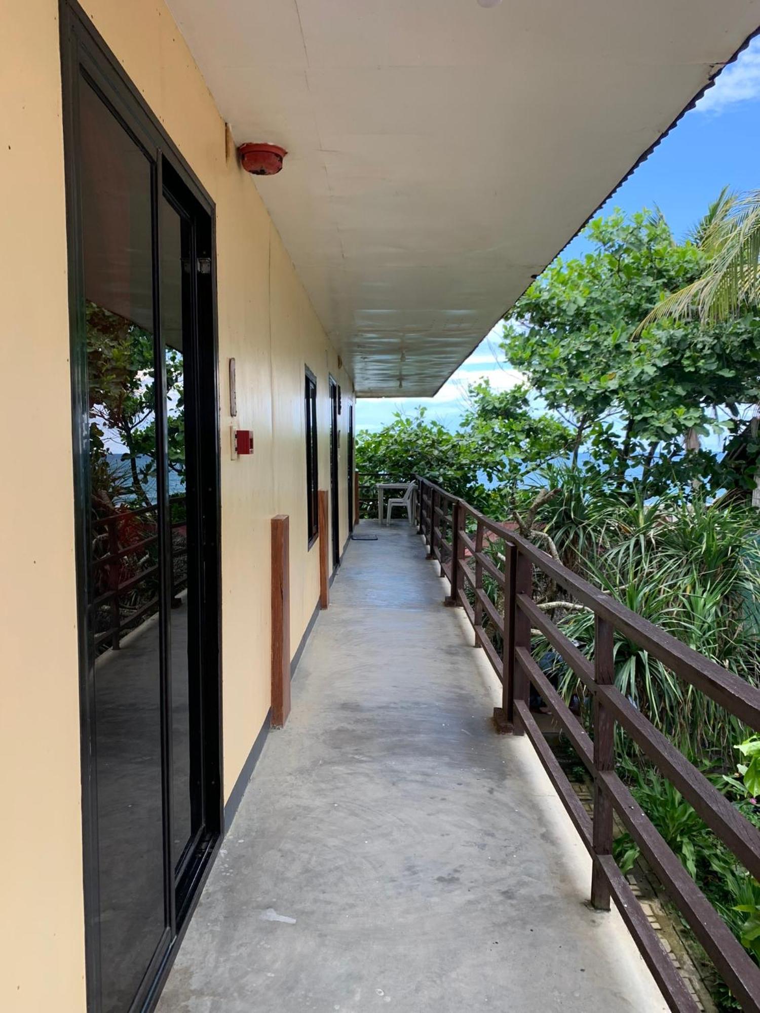 Old Parola Seaside Inn 巴莱尔 外观 照片